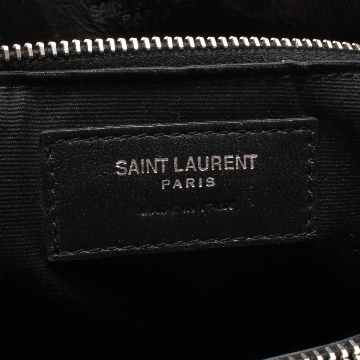 Saint Laurent Lulu Medium · Leather