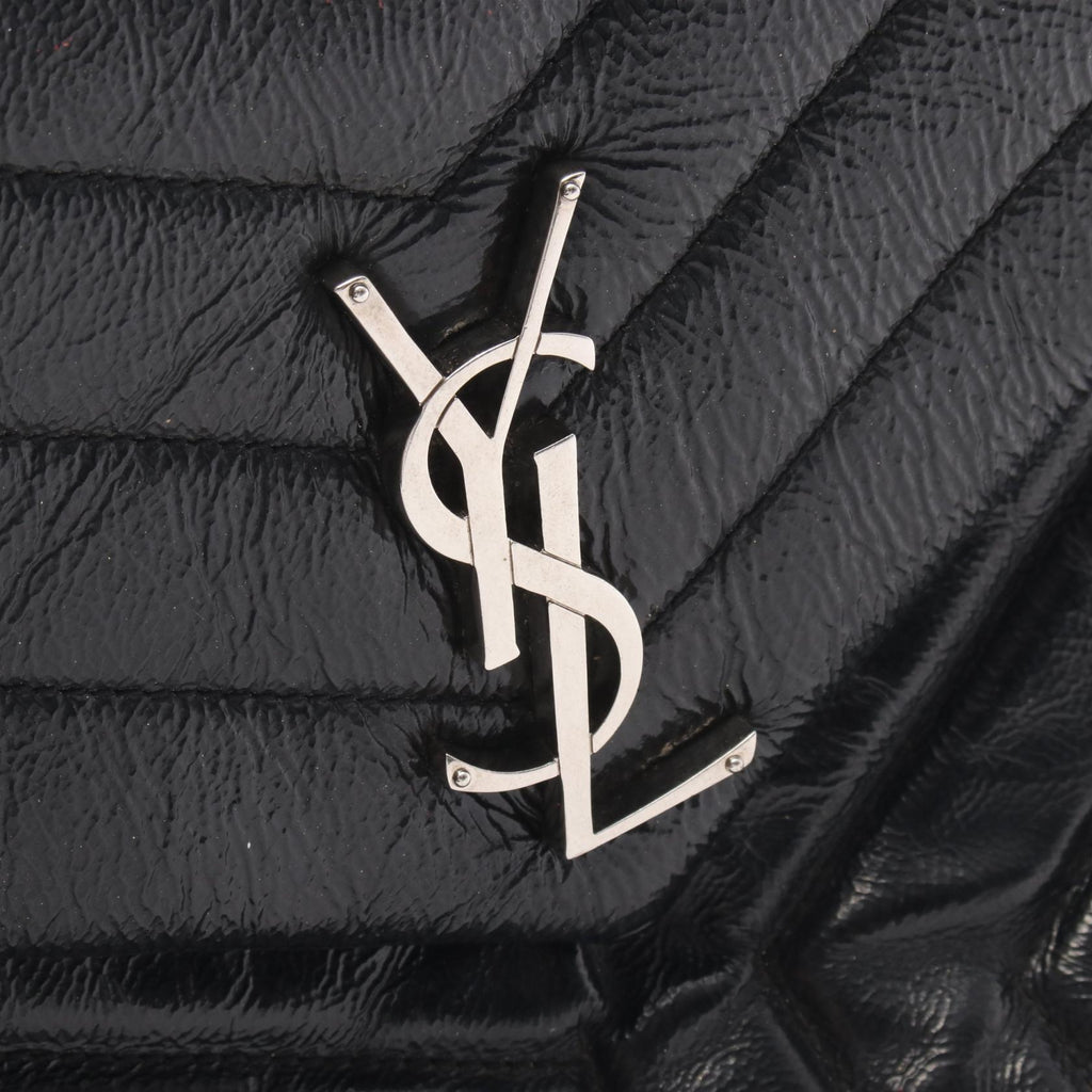 Saint Laurent Lulu Medium · Leather
