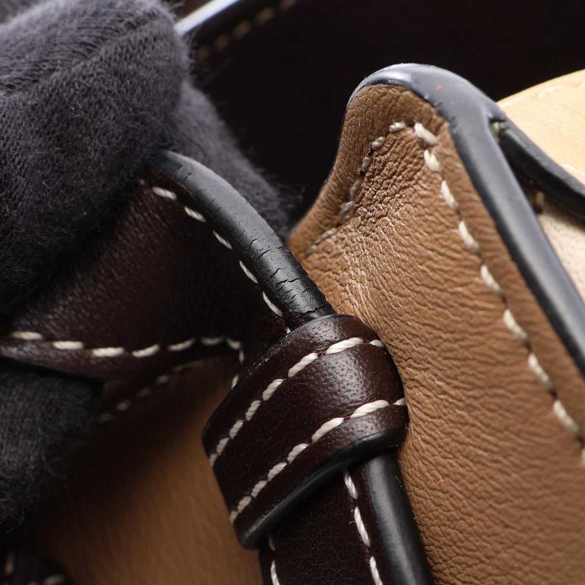 Loewe Hammock Small · Leather