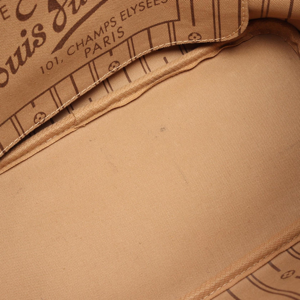 Louis Vuitton Neverfull PM · Monogram Canvas