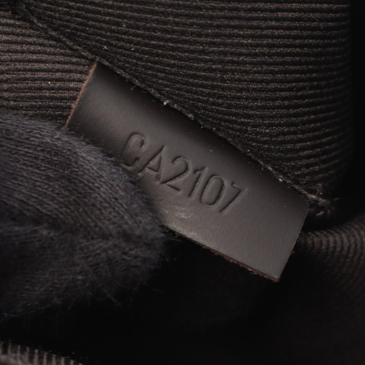 Louis Vuitton District PM NM · Damier Ebene