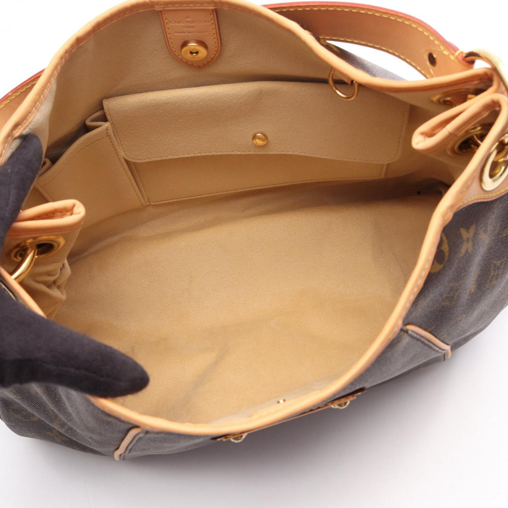 Louis Vuitton Gabriella PM · Monogram