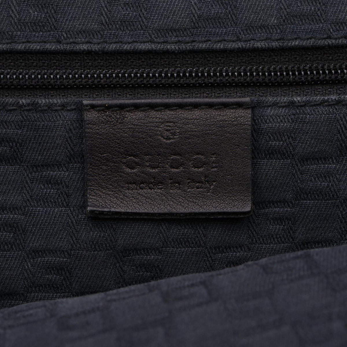 Gucci Half-Moon Shoulder Bag · Leather