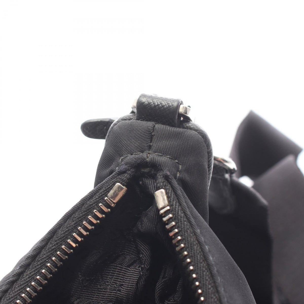 Prada Re-Edition 2005 · Saffiano Nylon