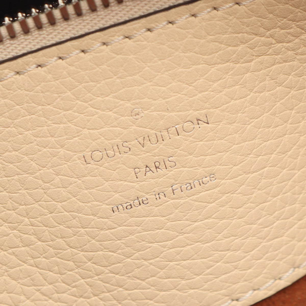 Louis Vuitton Bella · Mahina Leather