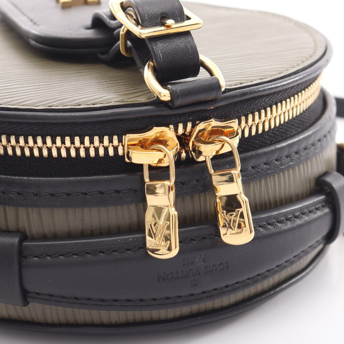 Louis Vuitton Mini Boite Chapeau · Epi