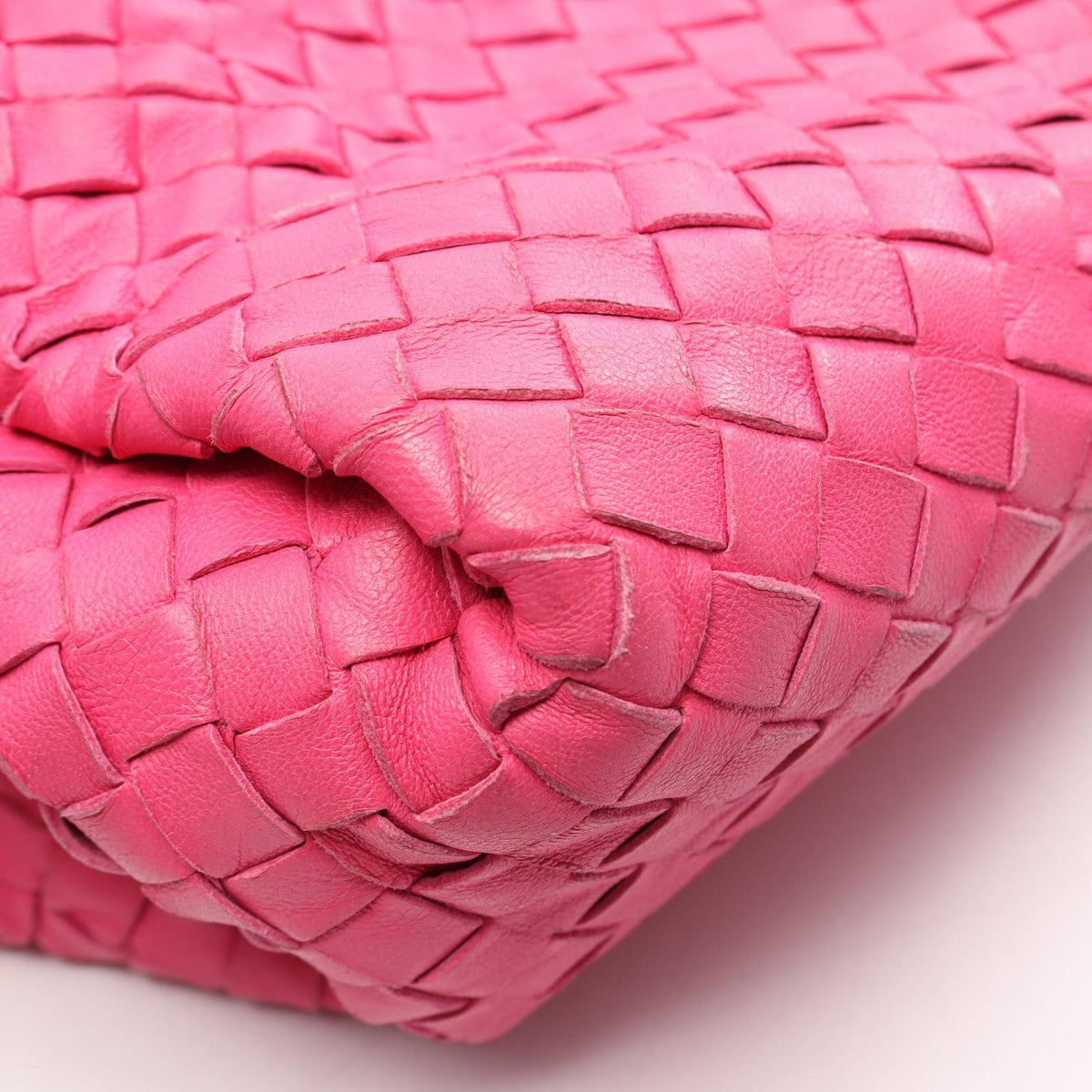 Bottega Veneta Intrecciato Tote · Leather