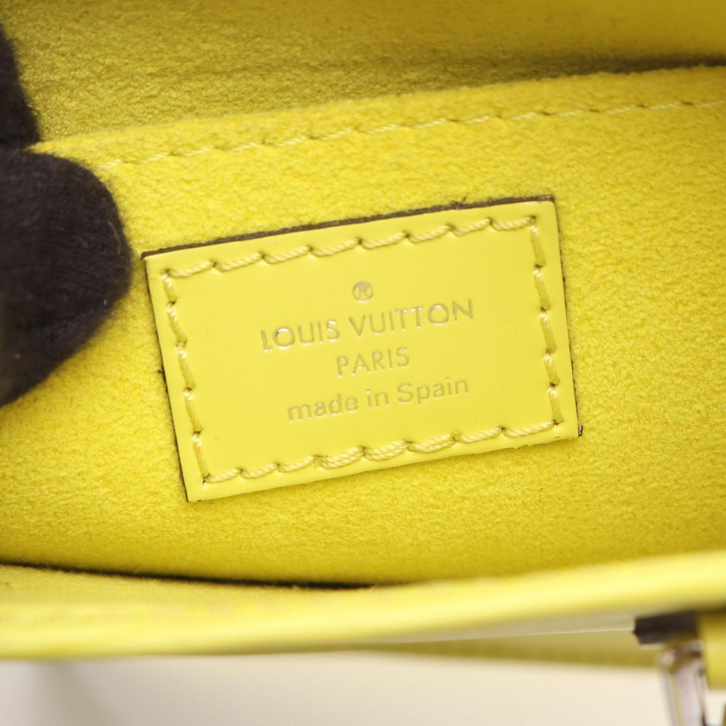 Louis Vuitton Petit Sac Plat · Epi Leather