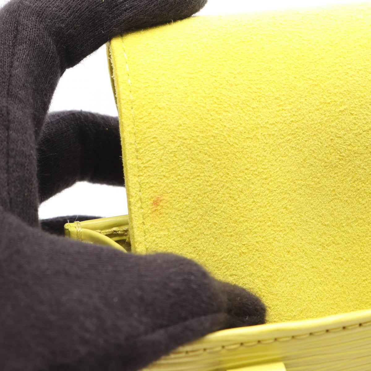Louis Vuitton Petit Sac Plat · Epi Leather