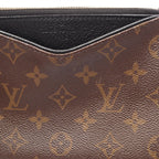 Louis Vuitton Parascratch · Monogram