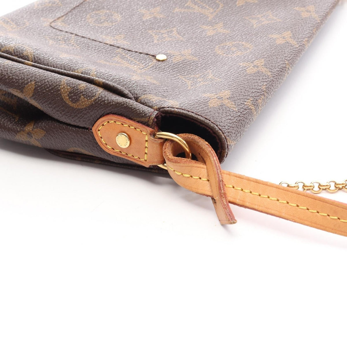 Louis Vuitton Favorite MM · Monogram