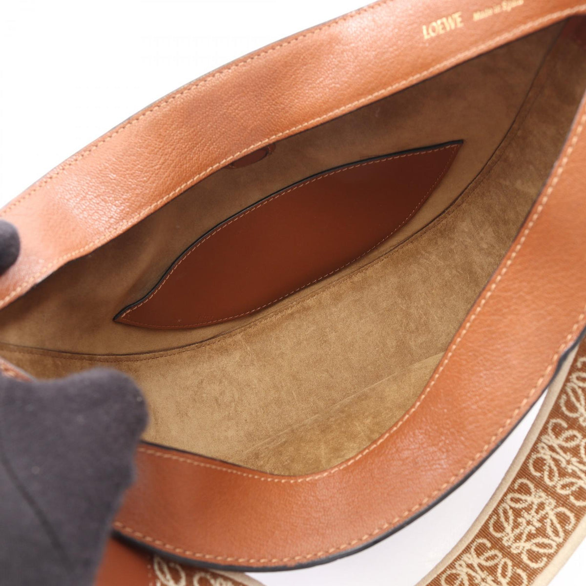 Loewe Luna · Leather