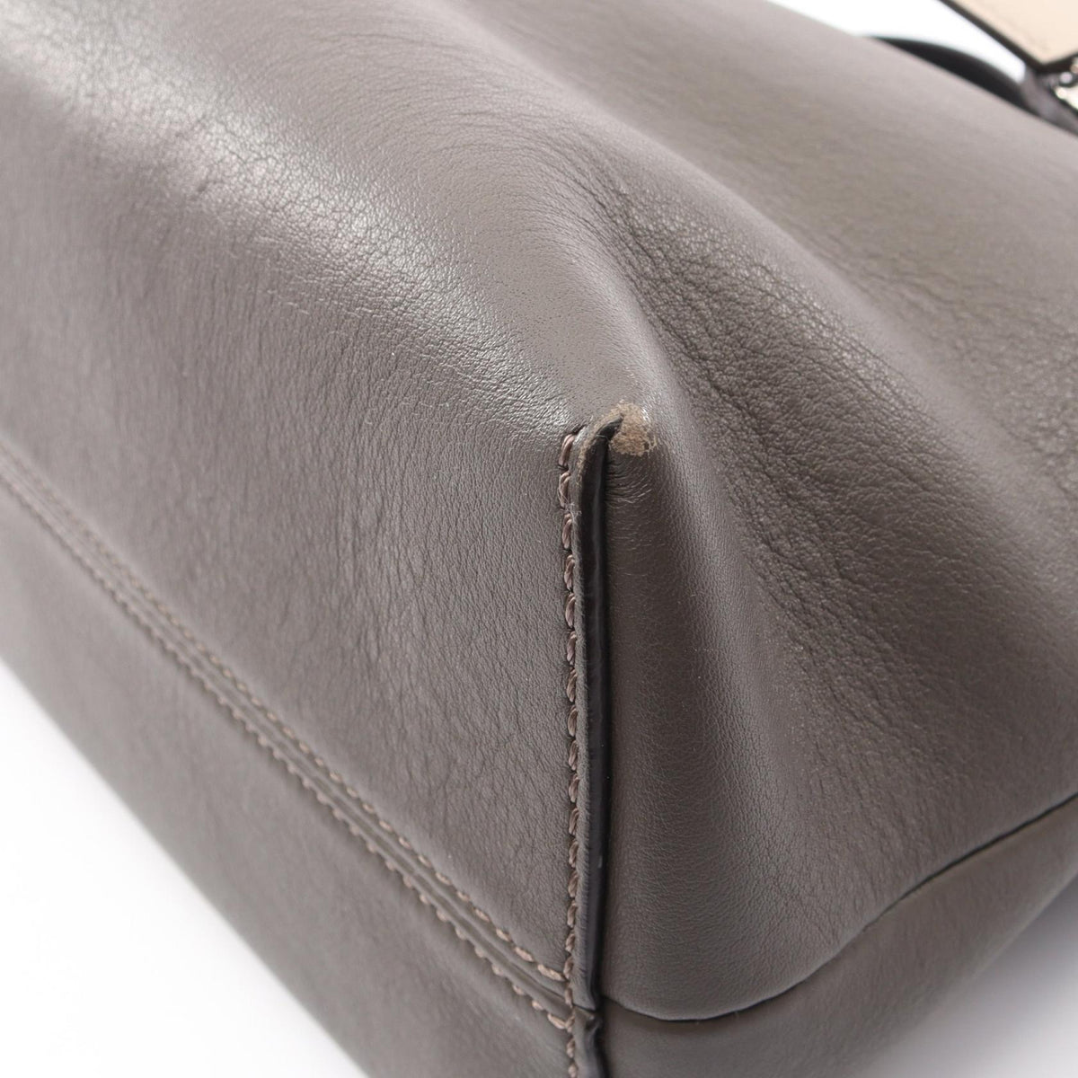 FENDI By The Way Medium · Leather