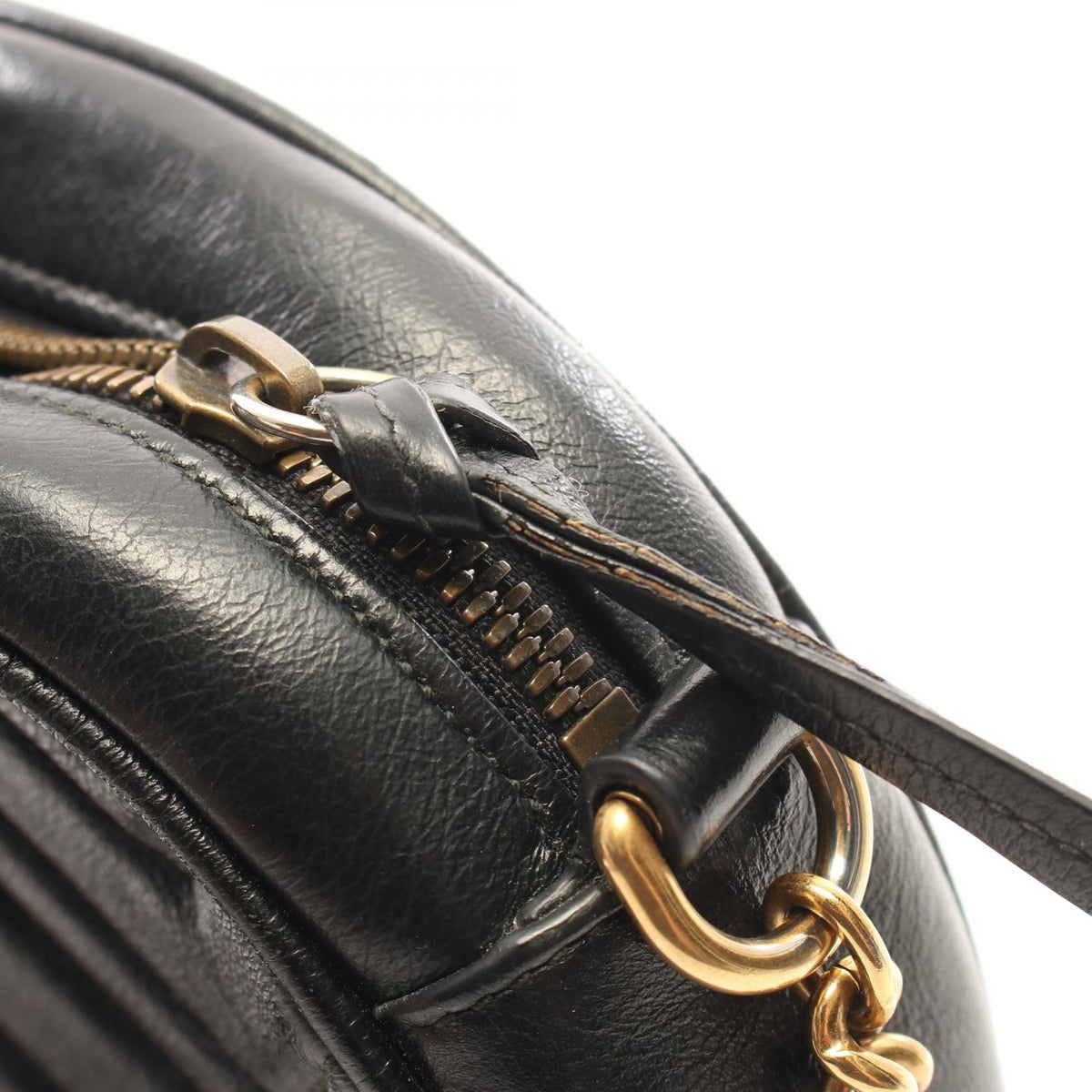 Gucci GG Marmont · Round Mini · Leather
