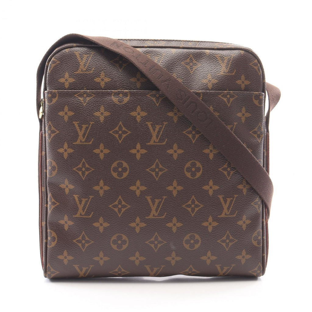 LOUIS VUITTON Trotter Beaubourg · Monogram