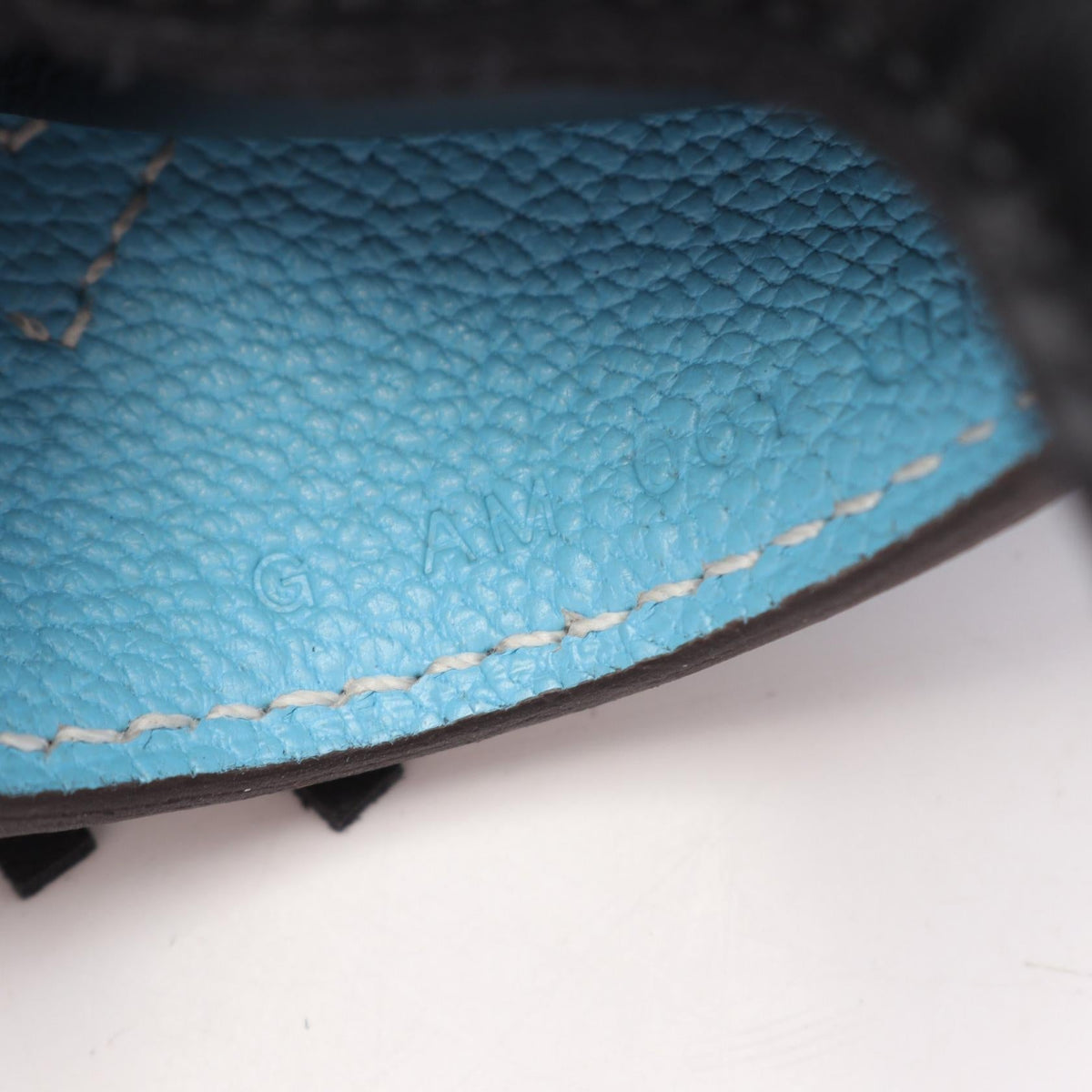 Hermès Rodeo Charm PM · Tri-Color Agneau