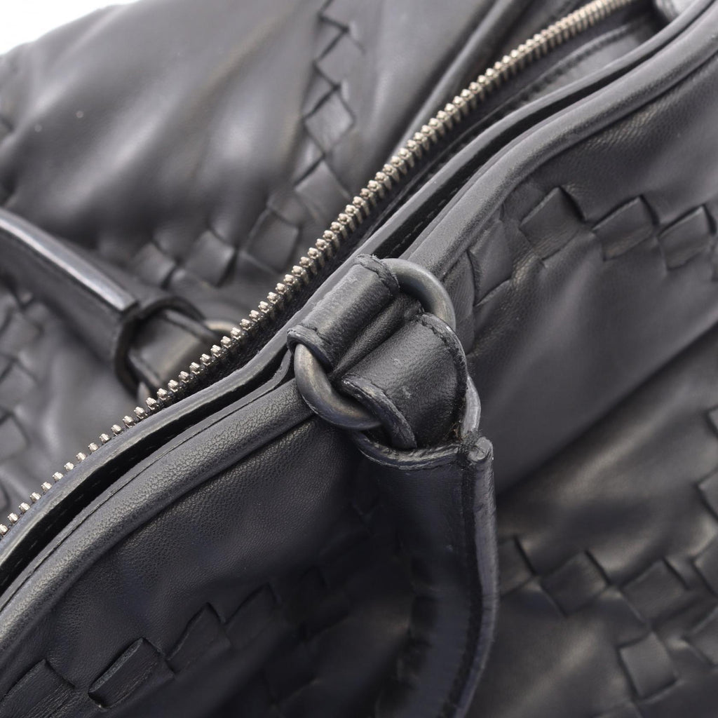 BOTTEGA VENETA Intrecciato · Leather