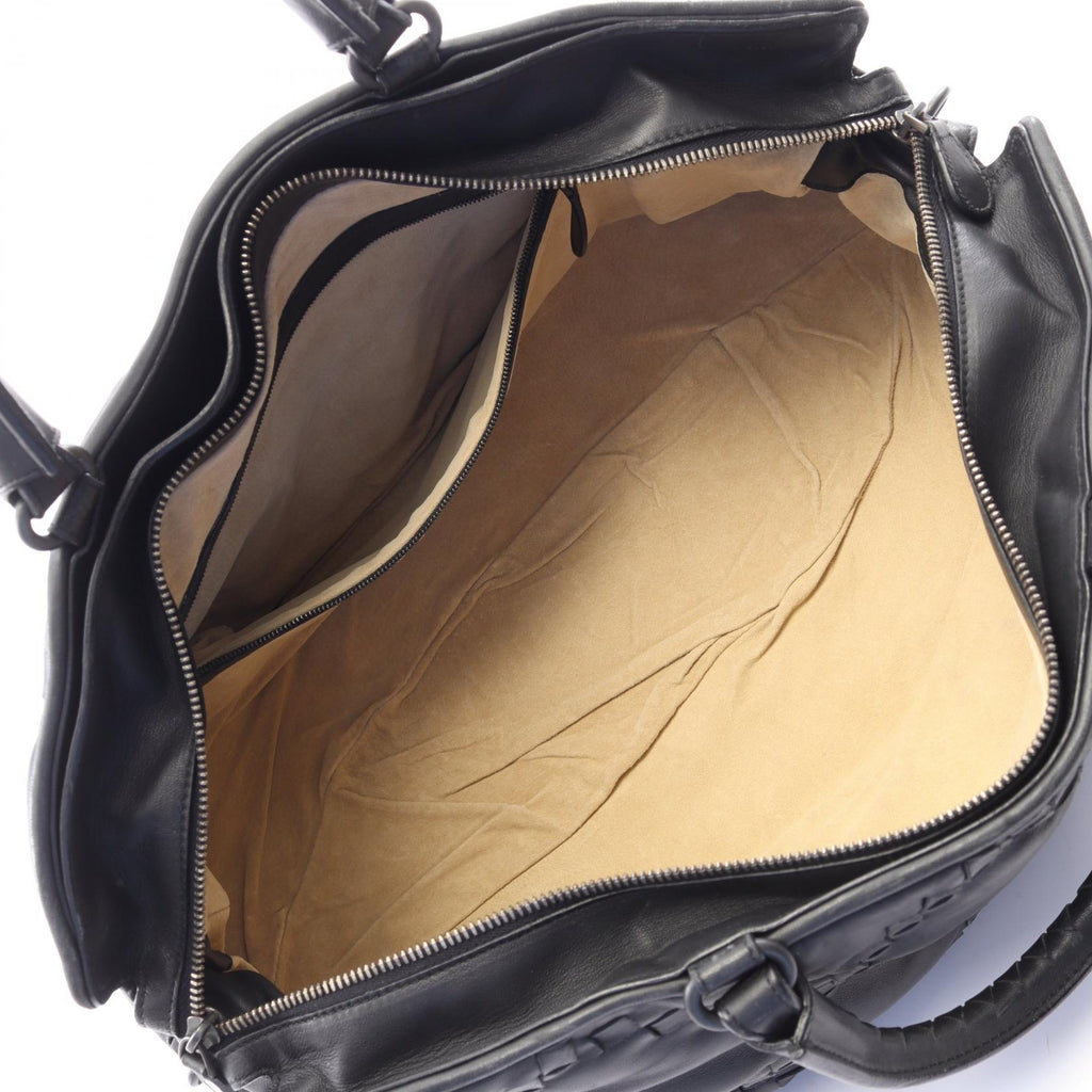 BOTTEGA VENETA Intrecciato · Leather