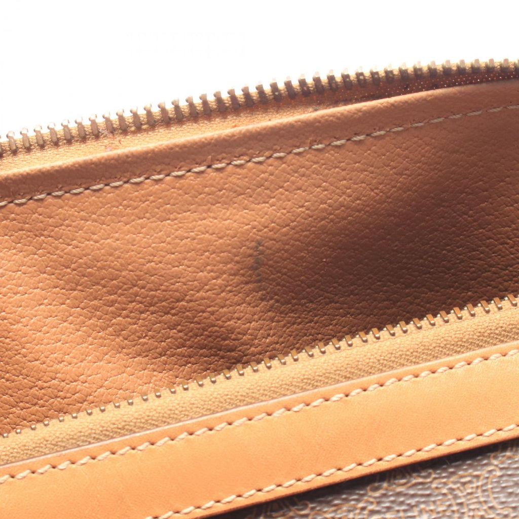 Celine Macadam · Duffel