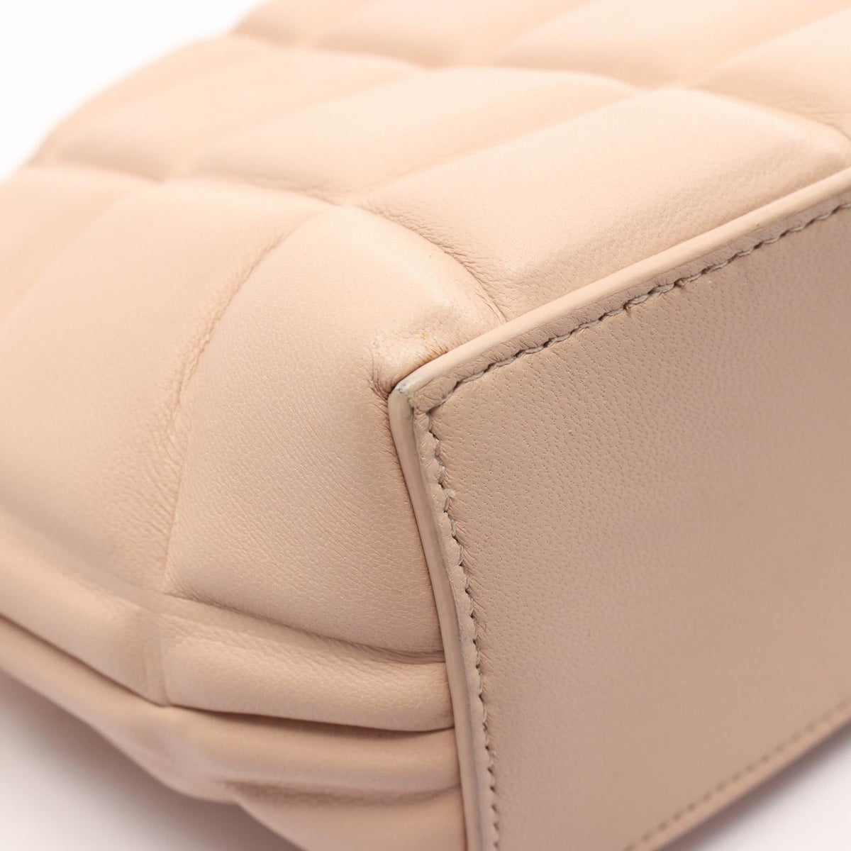 Bottega Veneta Padded Half Moon · Leather