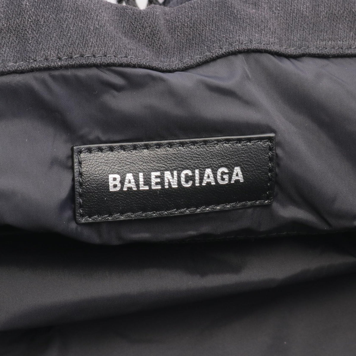 Balenciaga 24/7 Tote Medium · Canvas