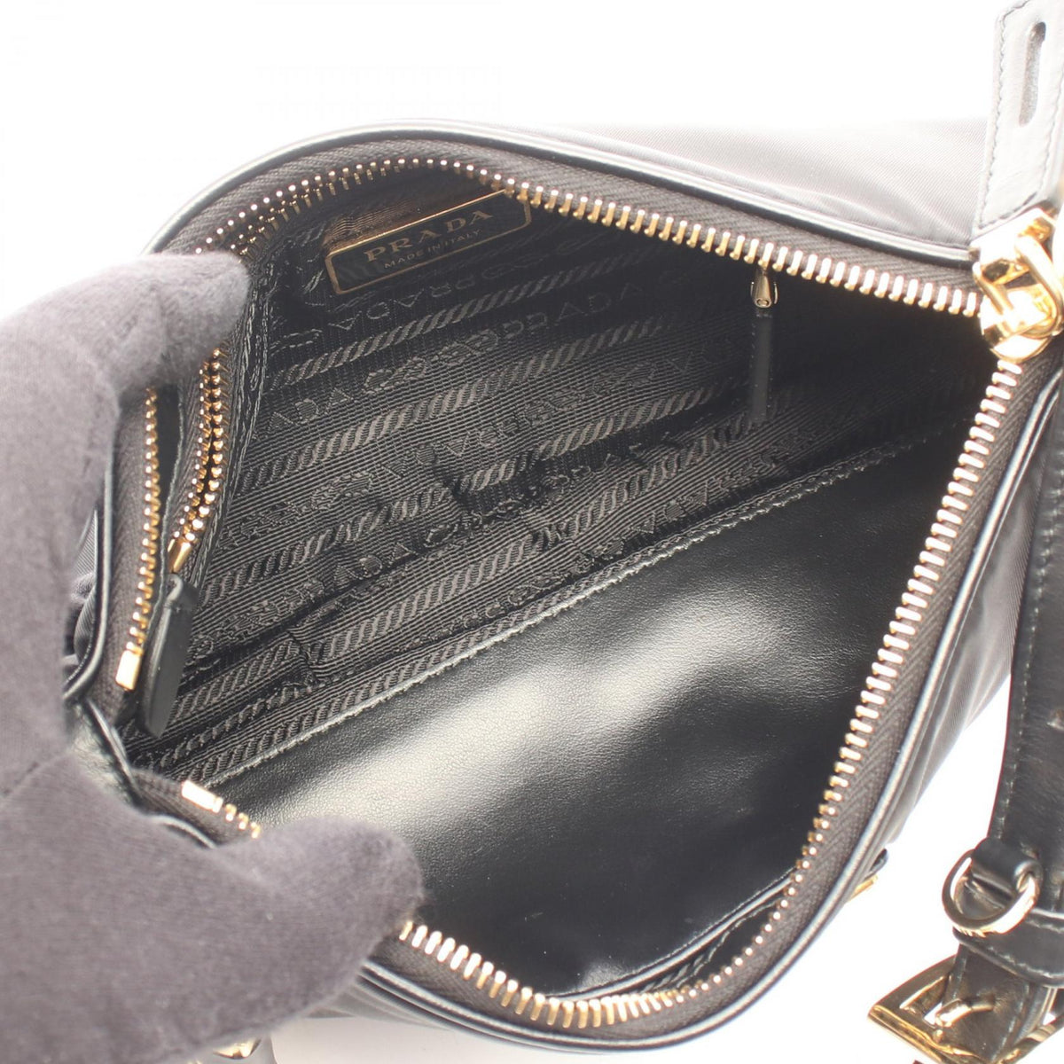 Prada Re-Nylon · Tessuto Vitello