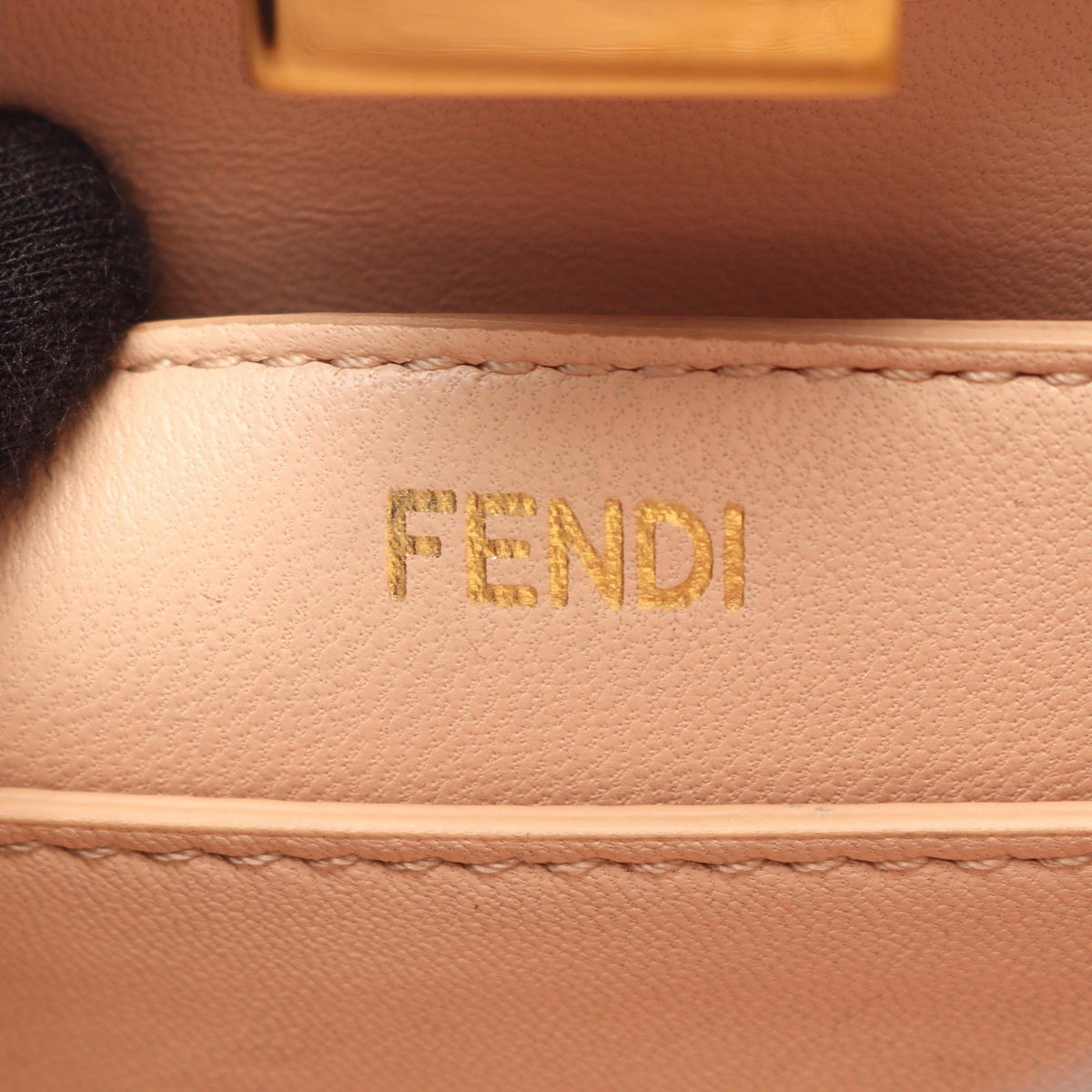 Fendi Peekaboo ISeeYou Small · Selleria