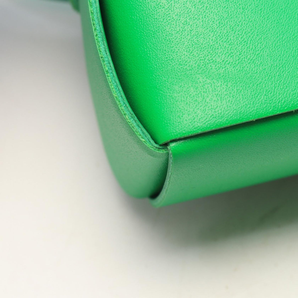 Bottega Veneta Cassette · Mini Crossbody