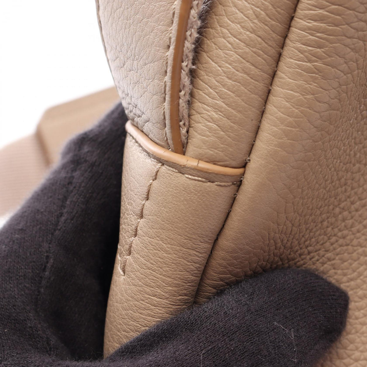 Loewe Military Messenger XS