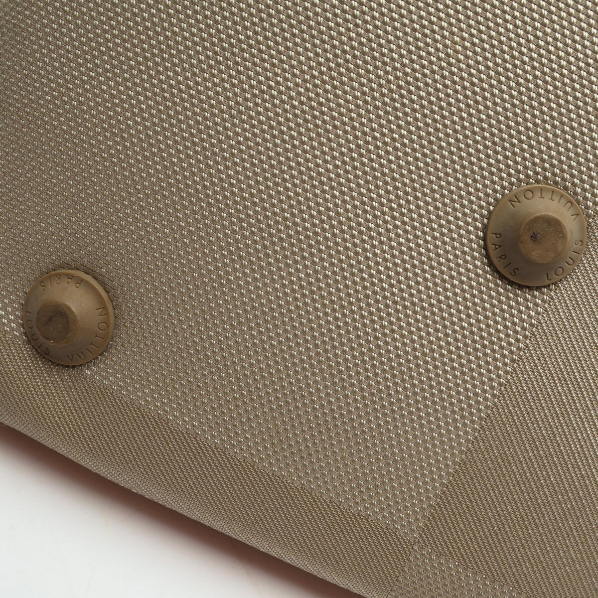 Louis Vuitton Souvrain · Damier Géant Sable