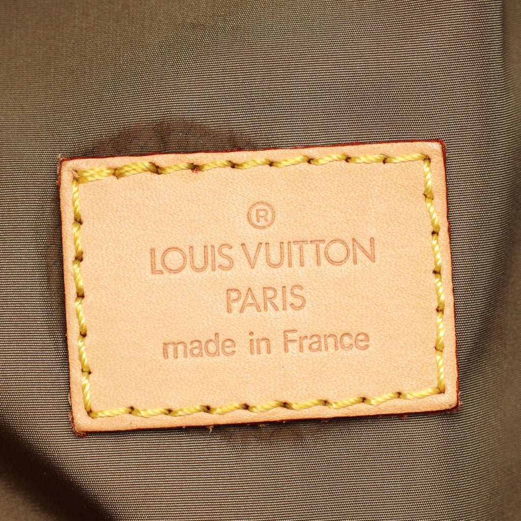 Louis Vuitton Souvrain · Damier Géant Sable
