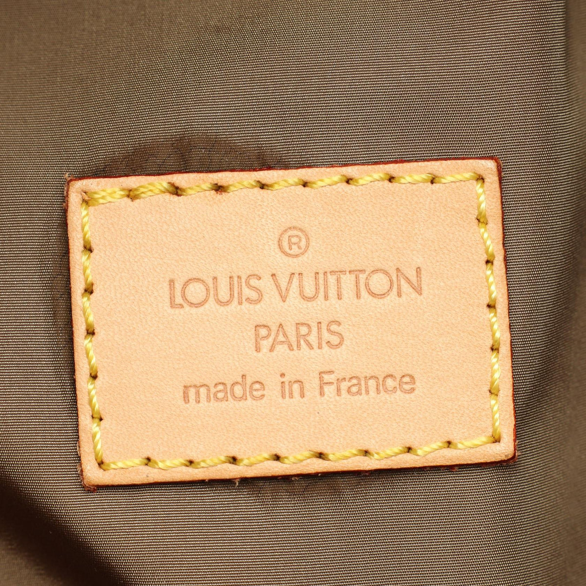 Louis Vuitton Souvrain · Damier Géant Sable