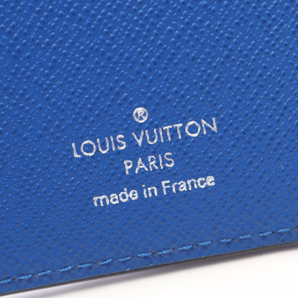 Louis Vuitton Brazza · Taiga V-Shape