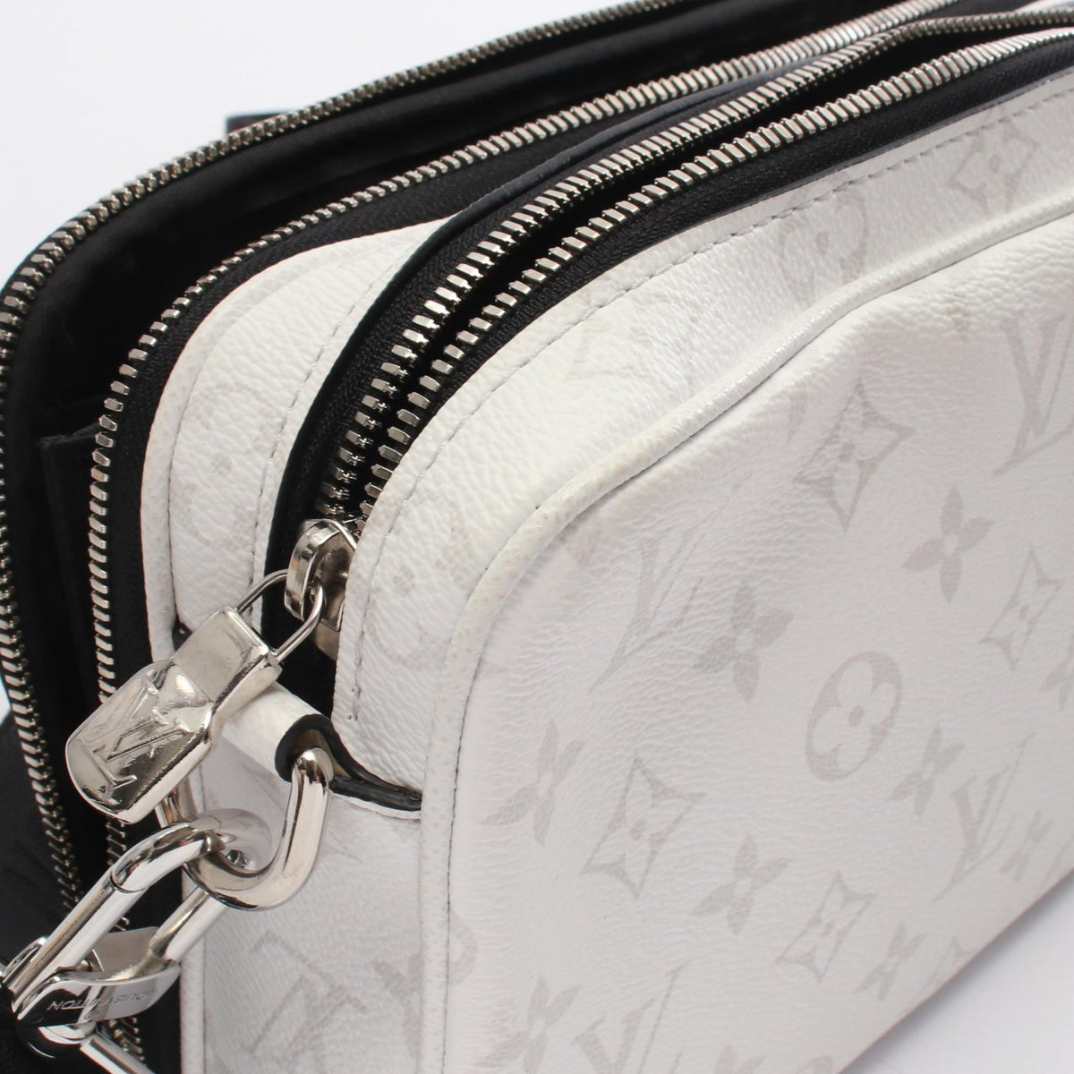 Louis Vuitton Alpha · Taigarama Optic