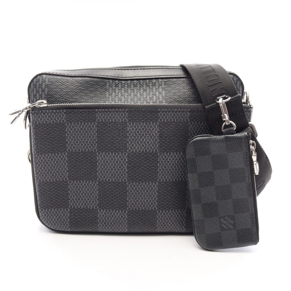 LOUIS VUITTON Trio Messenger · Damier Graphite