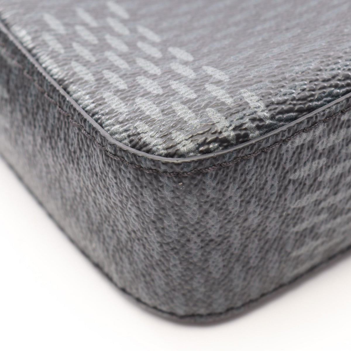 LOUIS VUITTON Trio Messenger · Damier Graphite