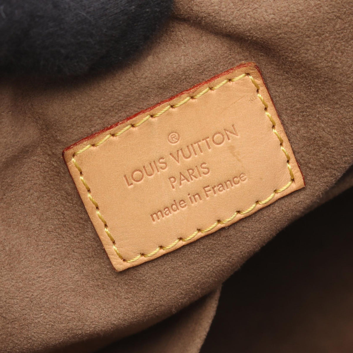 Louis Vuitton Courtney MM · Monogram Multicolor