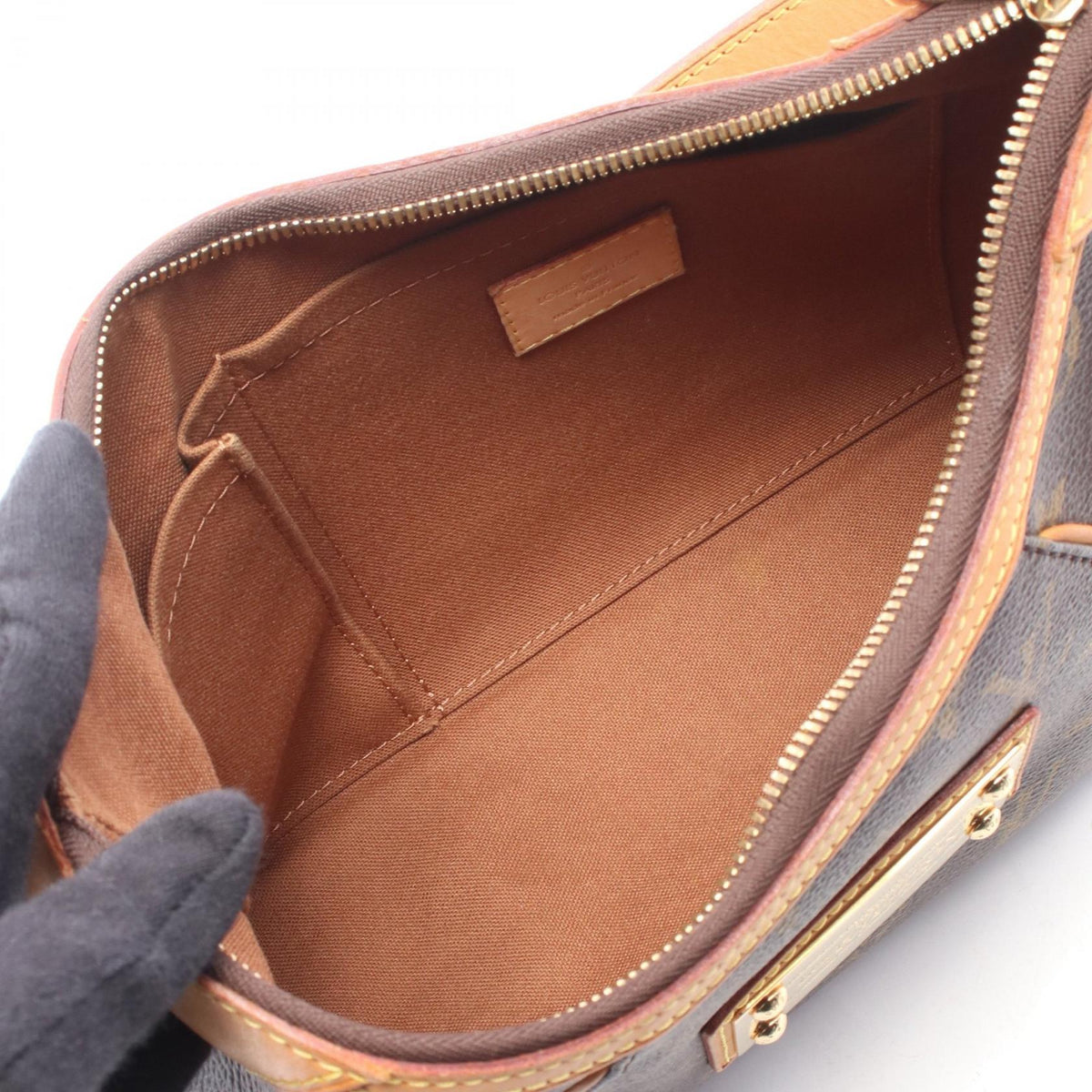 Louis Vuitton Thames PM · Monogram Canvas