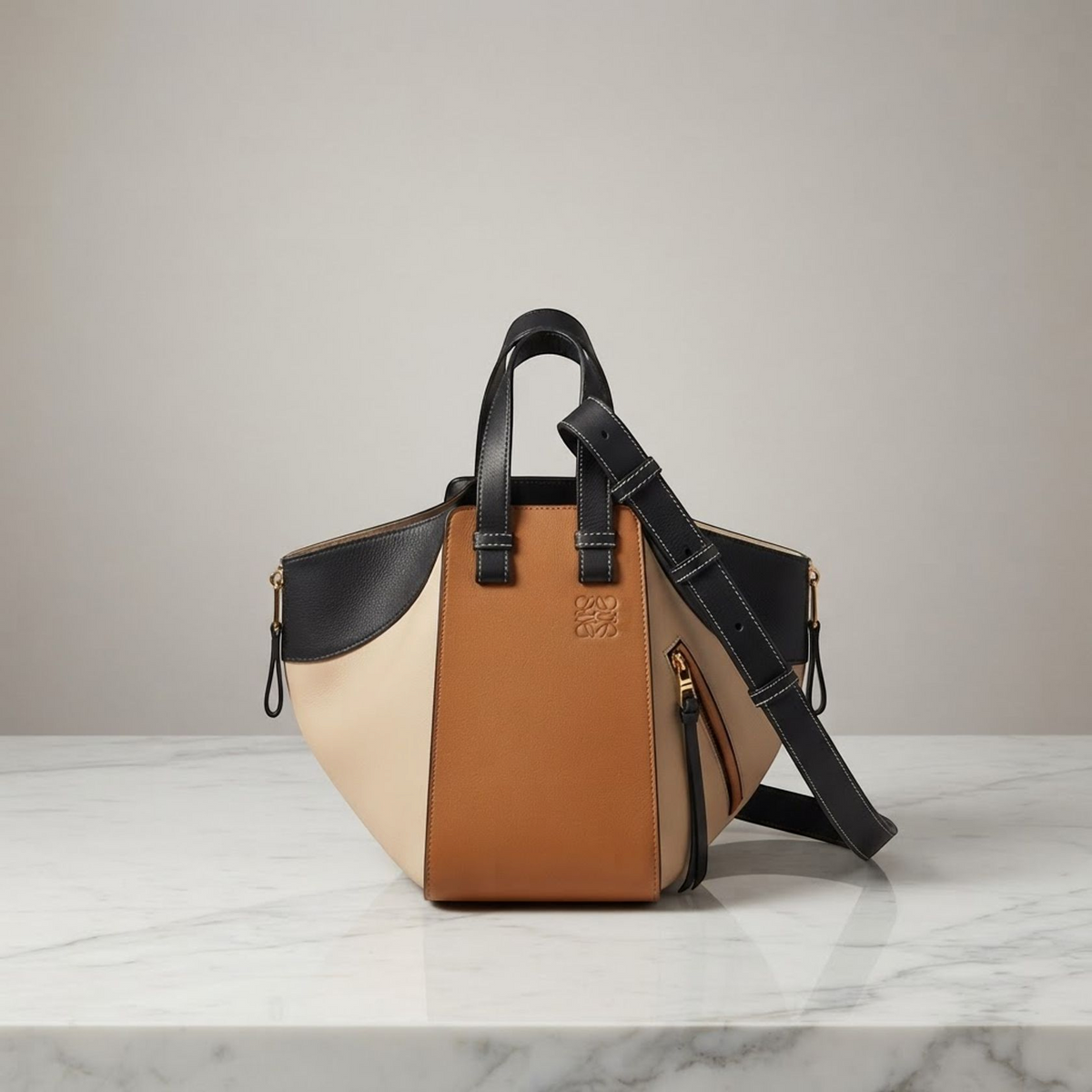 Loewe Hammock Small · Tricolor Leather