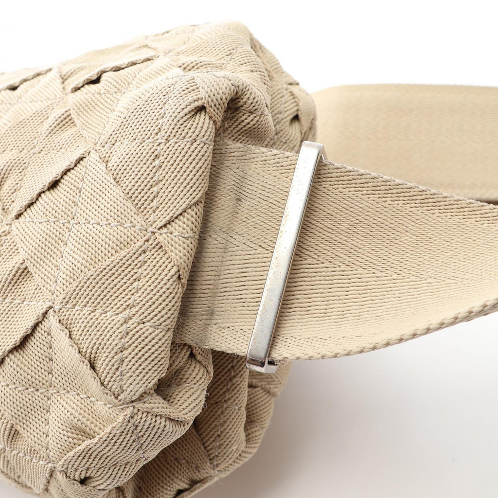 Bottega Veneta Intrecciato · Belt Bag