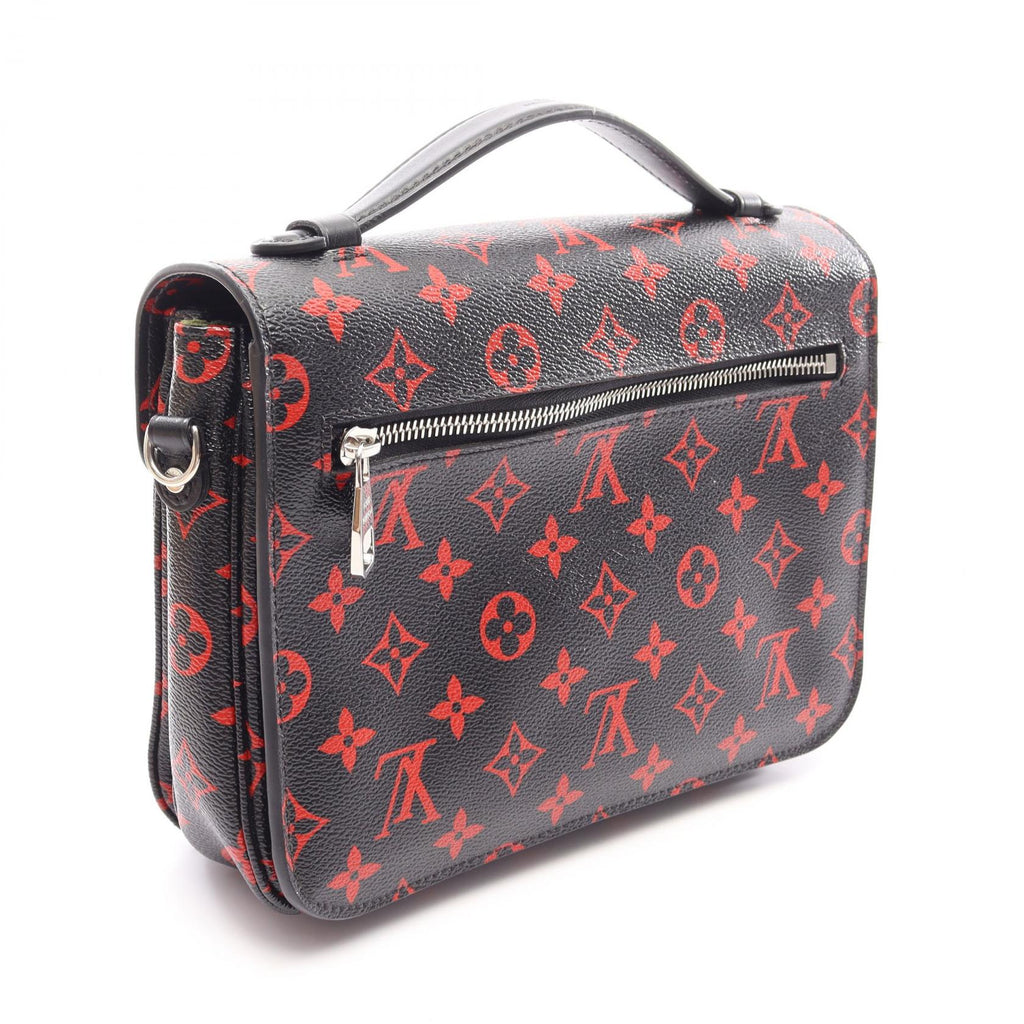 Louis Vuitton Pochette Métis · Monogram Infra