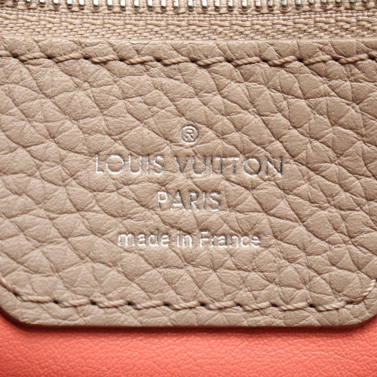Louis Vuitton Capucine MM · Taurillon