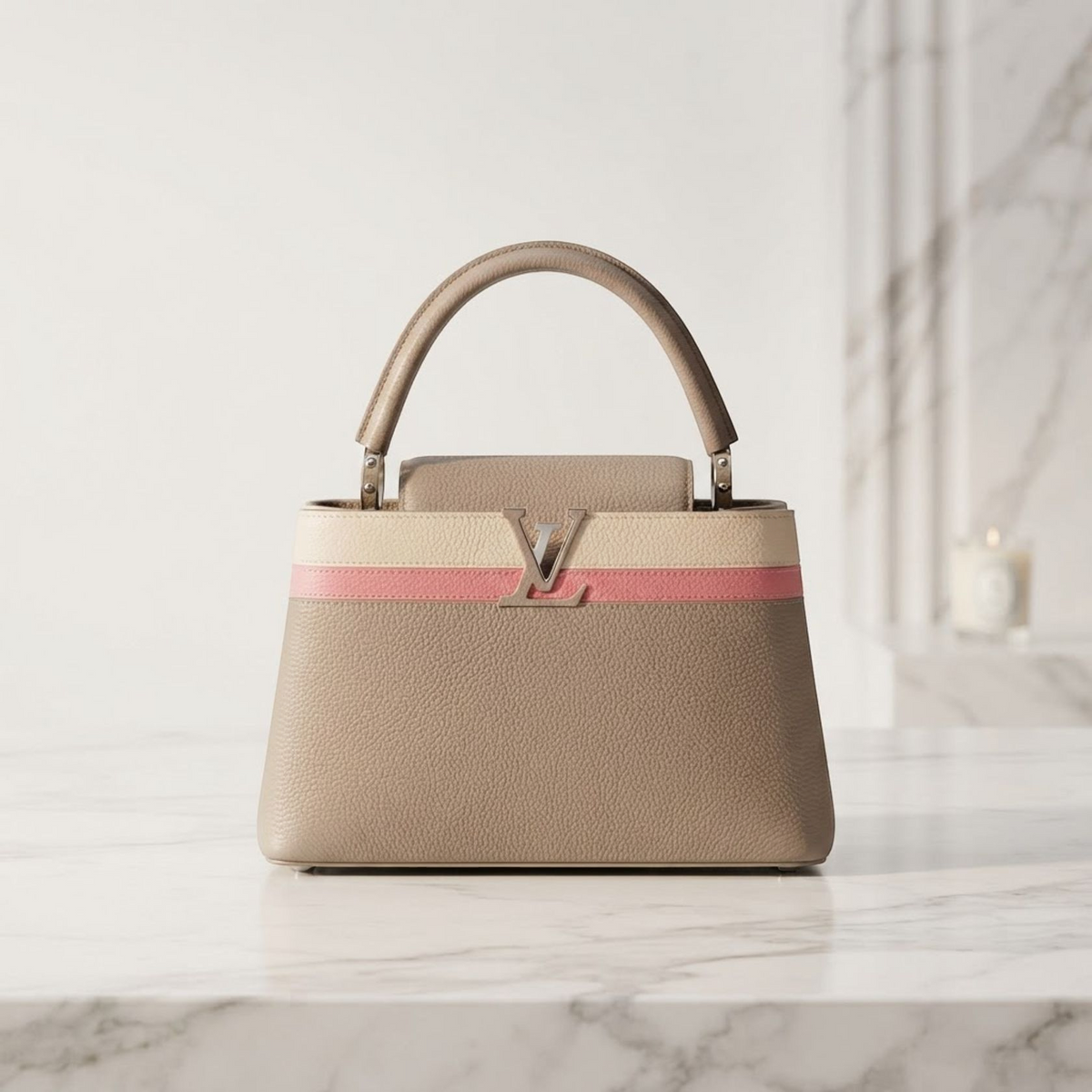 Louis Vuitton Capucine MM · Taurillon