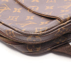 Louis Vuitton Trotter Bobur · Monogram