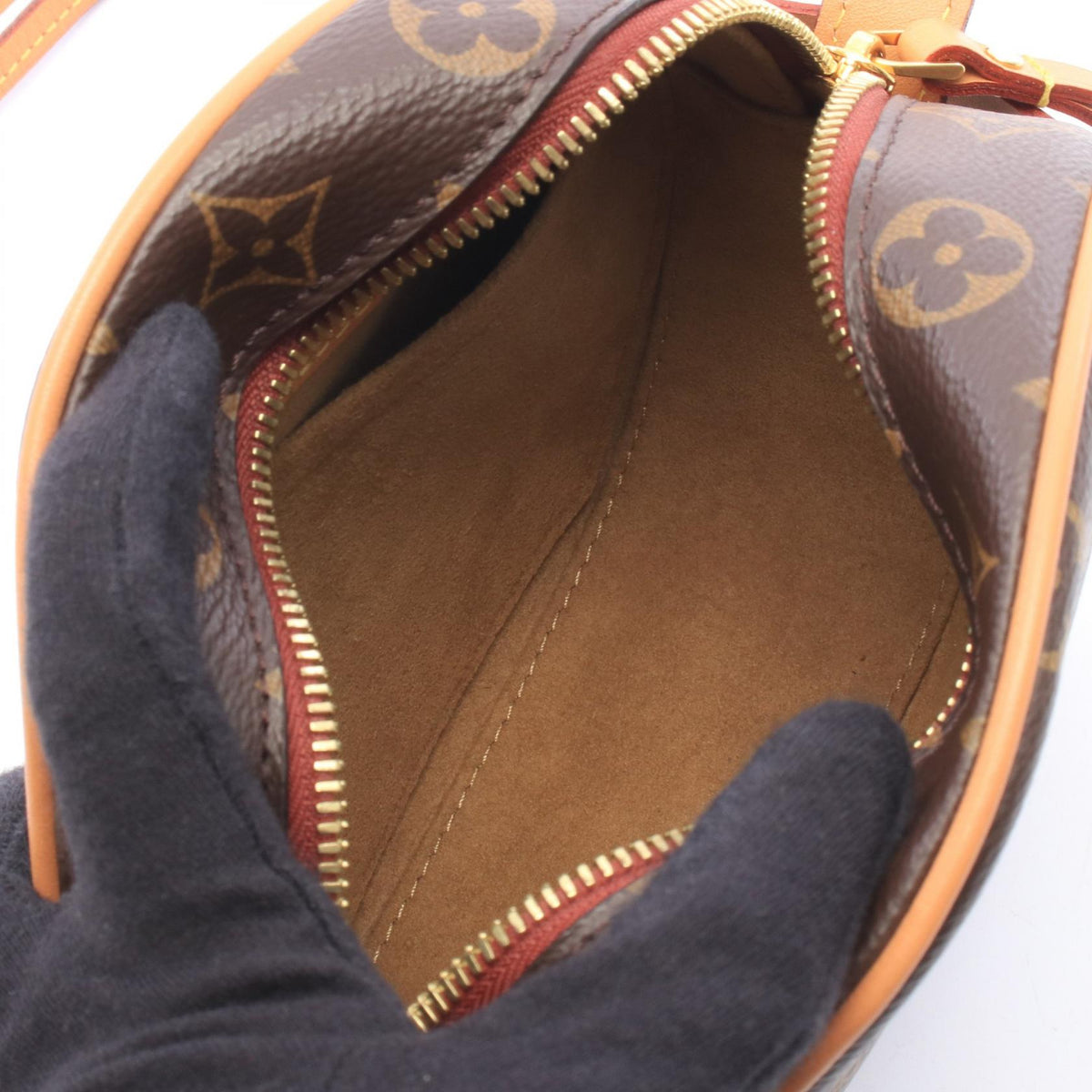 Louis Vuitton Boite Chapeau Supple · Monogram