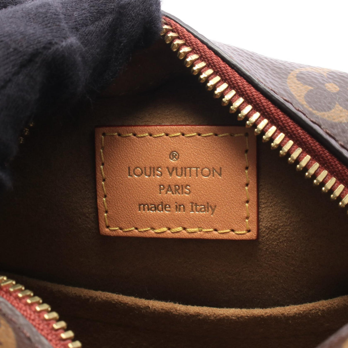 Louis Vuitton Boite Chapeau Supple · Monogram