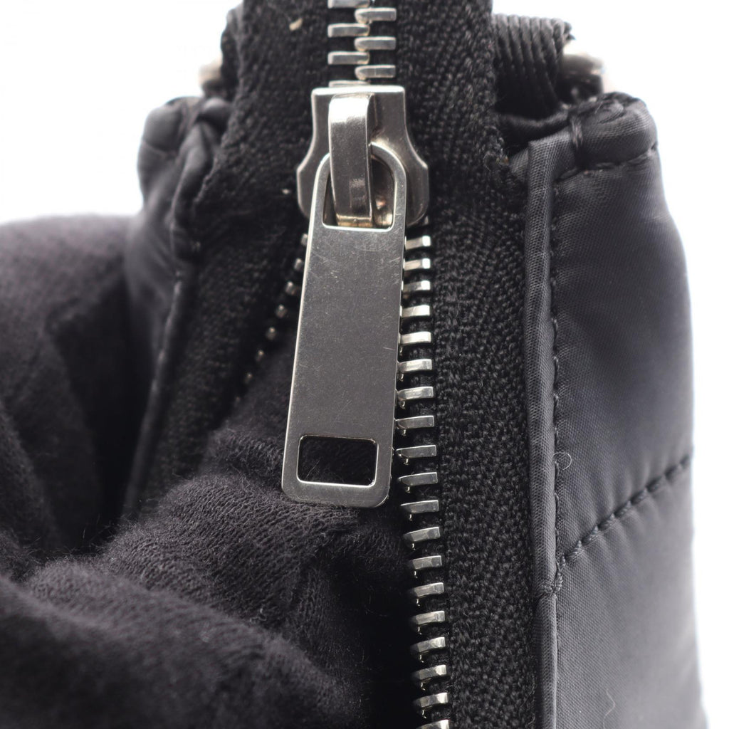 Celine Ava Medium · Logo