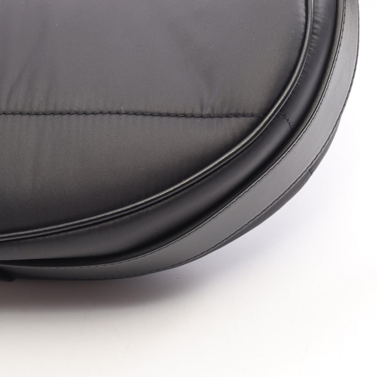Celine Ava Medium · Logo