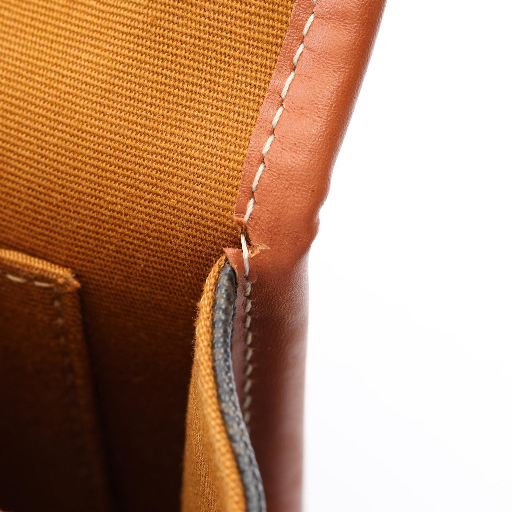 Celine Folco Medium · Triomphe Canvas