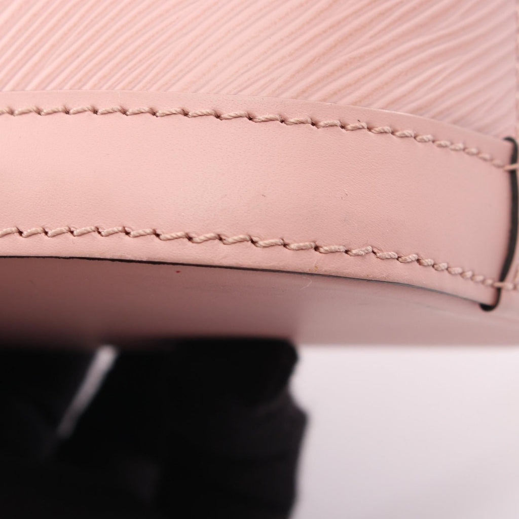 Louis Vuitton Alma Mini · Épi Leather